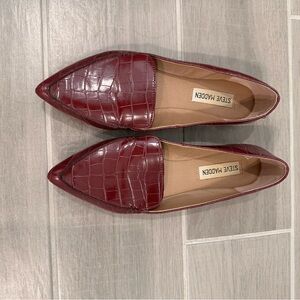 Steve Madden Red Flats with Pointed Toe and Luxurious Texture